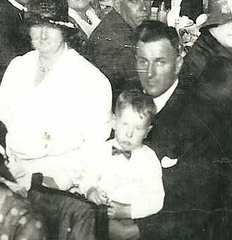 George and Jean Teale with son George 1932