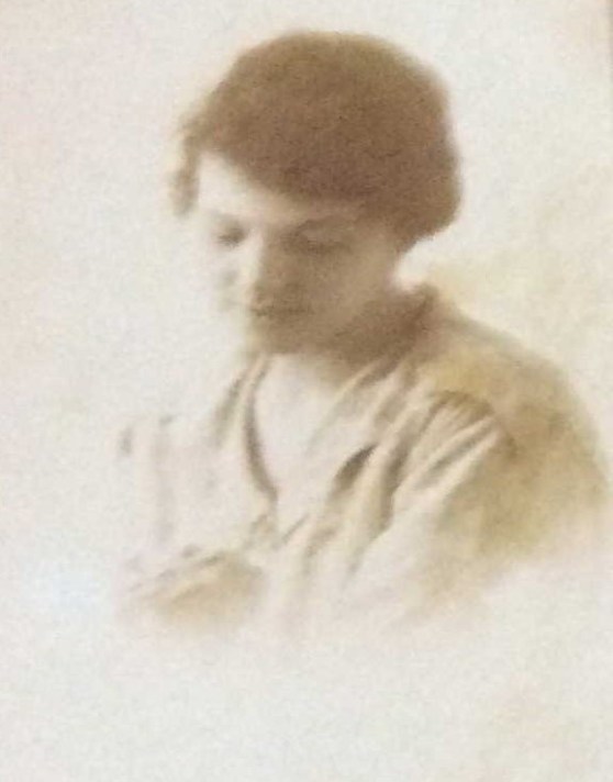 This image has an empty alt attribute; its file name is eileen-barbara-kable-nee-brown.jpg