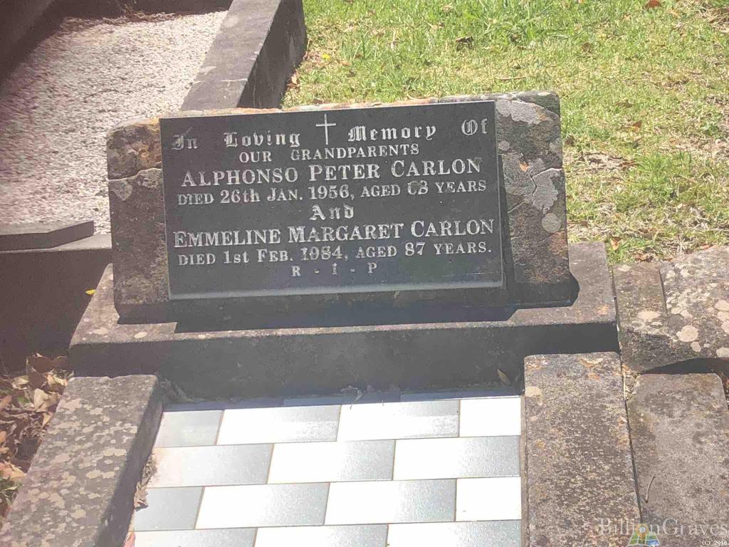 This image has an empty alt attribute; its file name is carlon.jpg