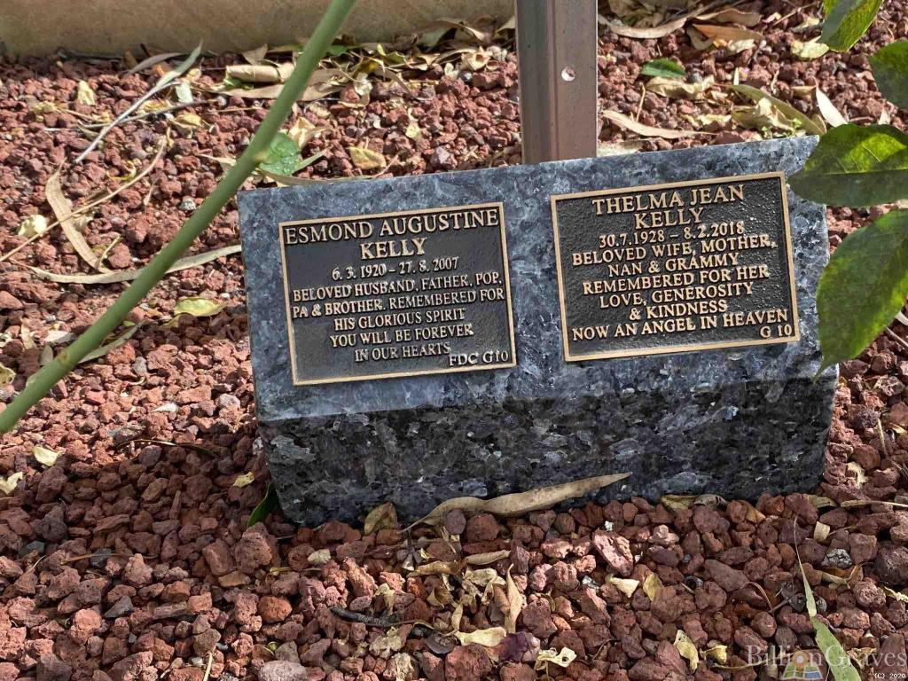 This image has an empty alt attribute; its file name is mp-kelly.jpg